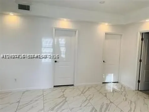 1079 NW 112th Terrace Miami FL 33168