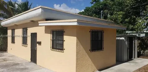 1079 NW 112th Terrace Miami FL 33168