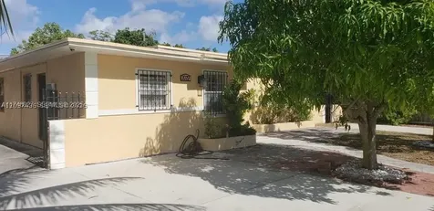 1079 NW 112th Terrace Miami FL 33168