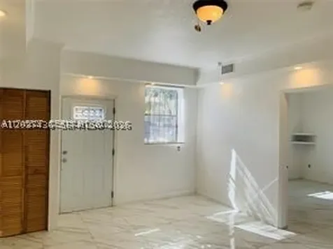 1079 NW 112th Terrace Miami FL 33168