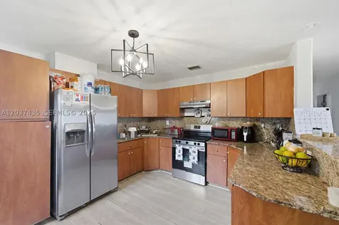 3821 NW 4th Place Lauderhill FL 33311