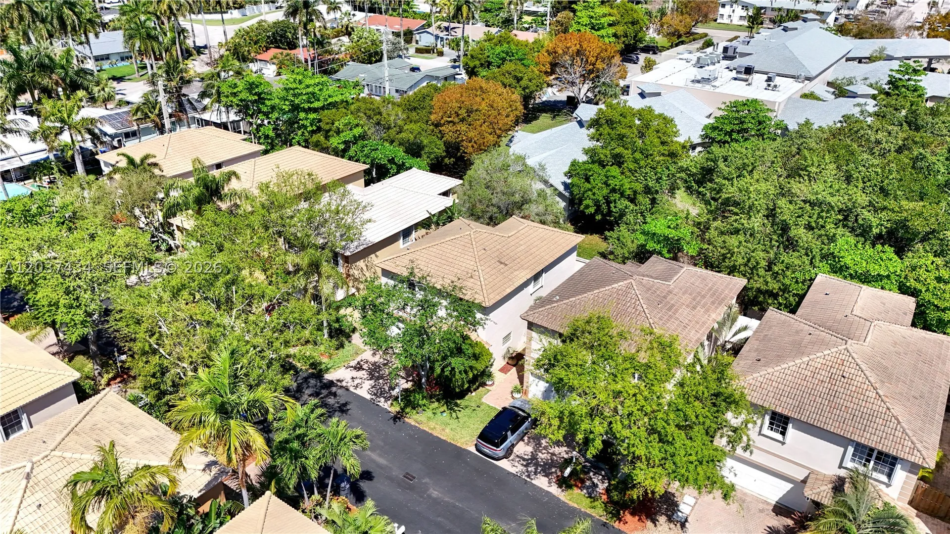 1251 Hayes Street Hollywood FL 33019