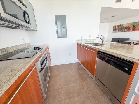 185 SW 7th Street Miami FL 33130
