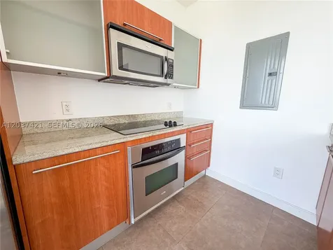 185 SW 7th Street Miami FL 33130