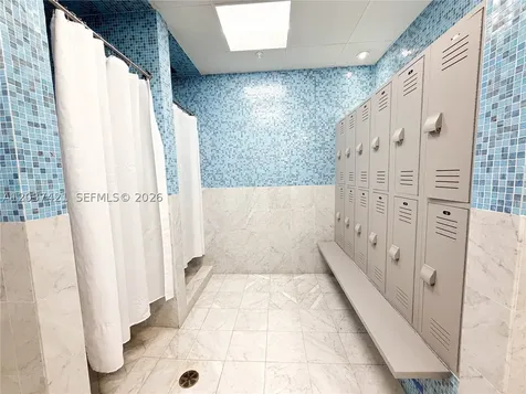 185 SW 7th Street Miami FL 33130