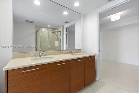 50 Biscayne Boulevard Miami FL 33132