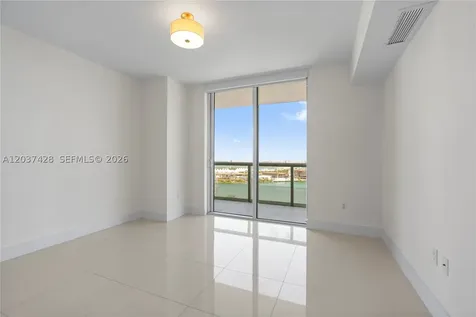 50 Biscayne Boulevard Miami FL 33132