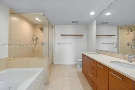 50 Biscayne Boulevard Miami FL 33132
