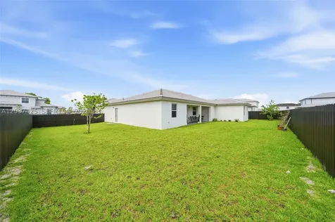 13249 SW 189th Terrace Miami FL 33177