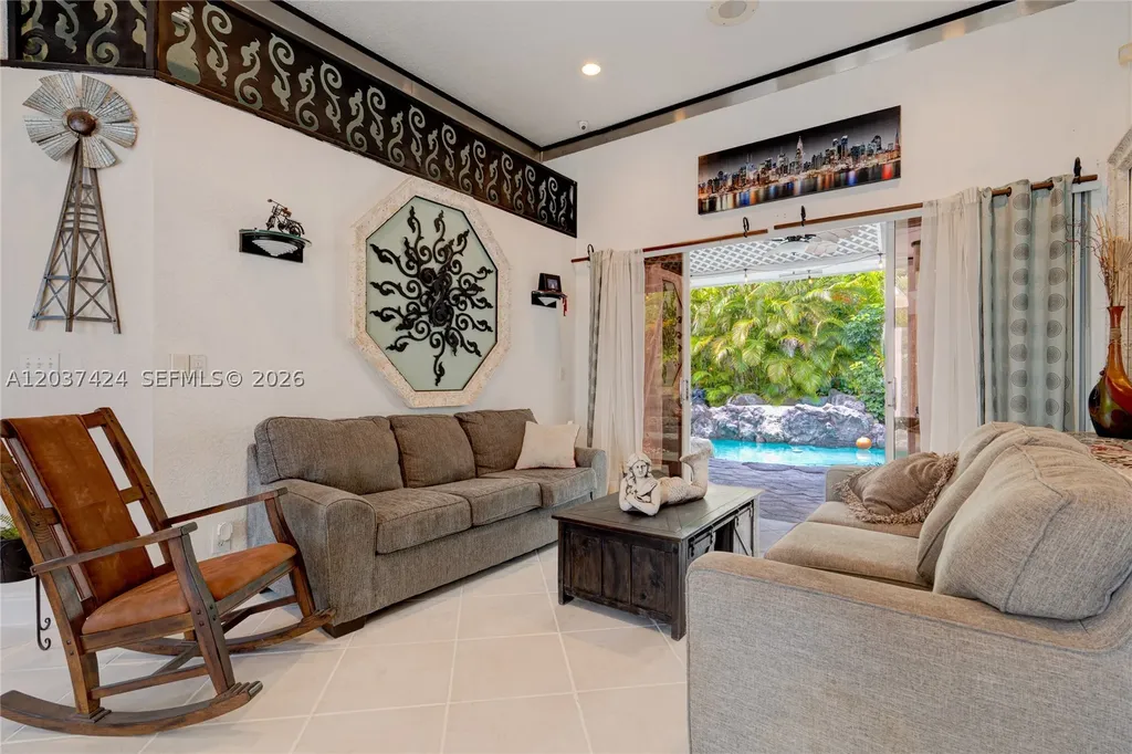 4964 NW 108th Terrace Coral Springs FL 33076