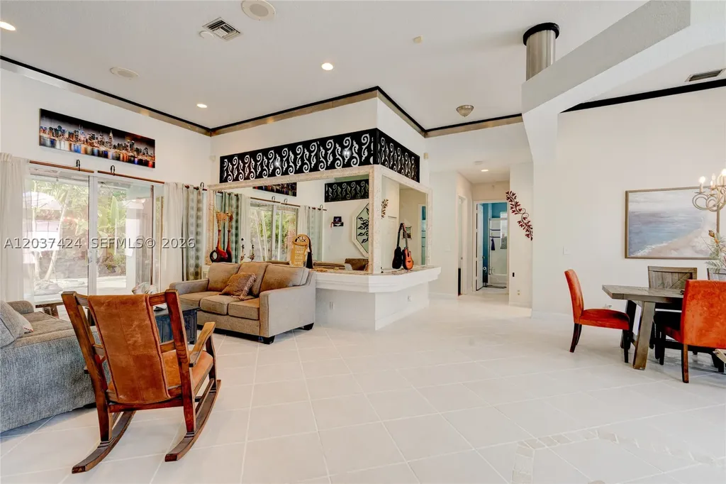 4964 NW 108th Terrace Coral Springs FL 33076