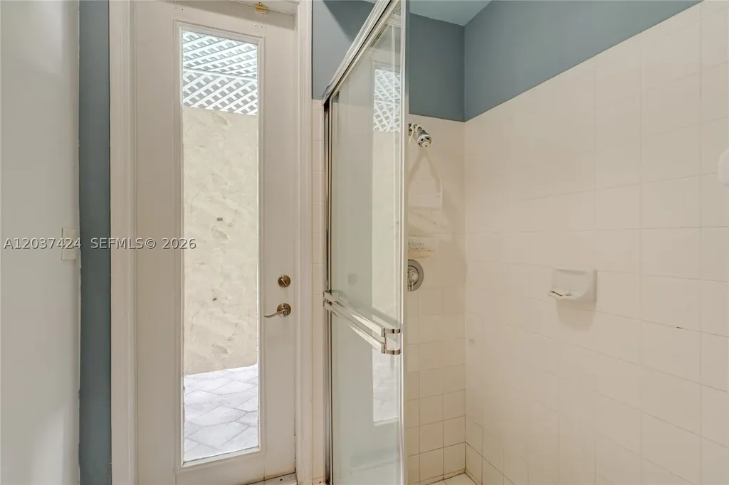 4964 NW 108th Terrace Coral Springs FL 33076
