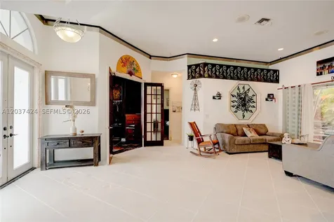 4964 NW 108th Terrace Coral Springs FL 33076