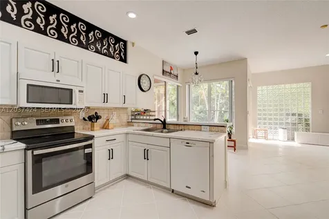 4964 NW 108th Terrace Coral Springs FL 33076