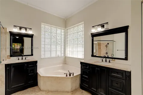 4964 NW 108th Terrace Coral Springs FL 33076