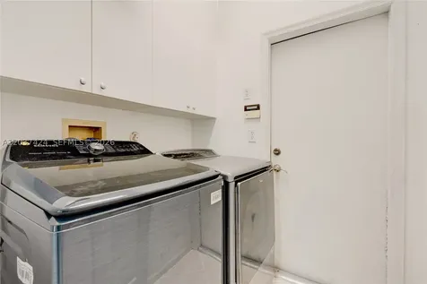 4964 NW 108th Terrace Coral Springs FL 33076