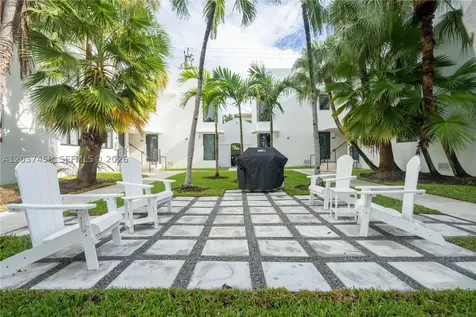 1971 Bay Drive Miami Beach FL 33141