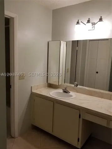 369 Lakeview Drive Weston FL 33326