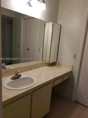 369 Lakeview Drive Weston FL 33326