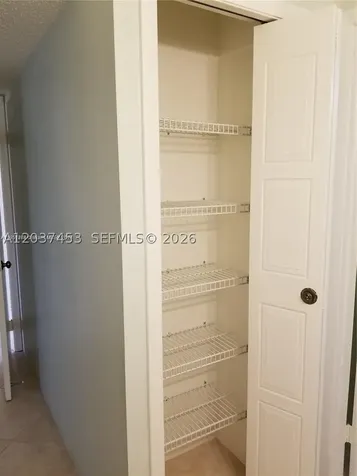 369 Lakeview Drive Weston FL 33326