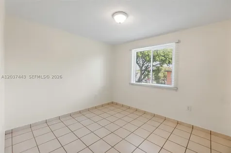 677 SW 9th Avenue Miami FL 33130