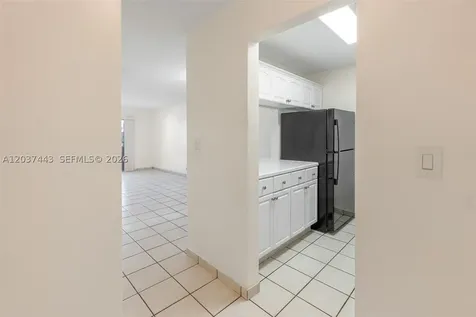 677 SW 9th Avenue Miami FL 33130