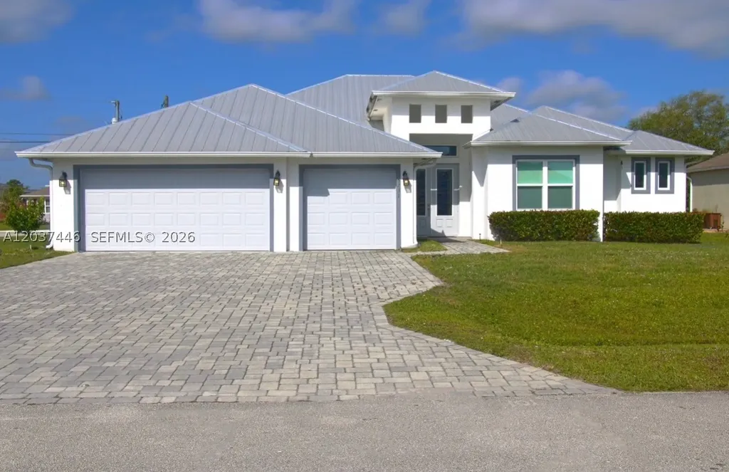 5231 NW Iredell Street Port St. Lucie FL 34986