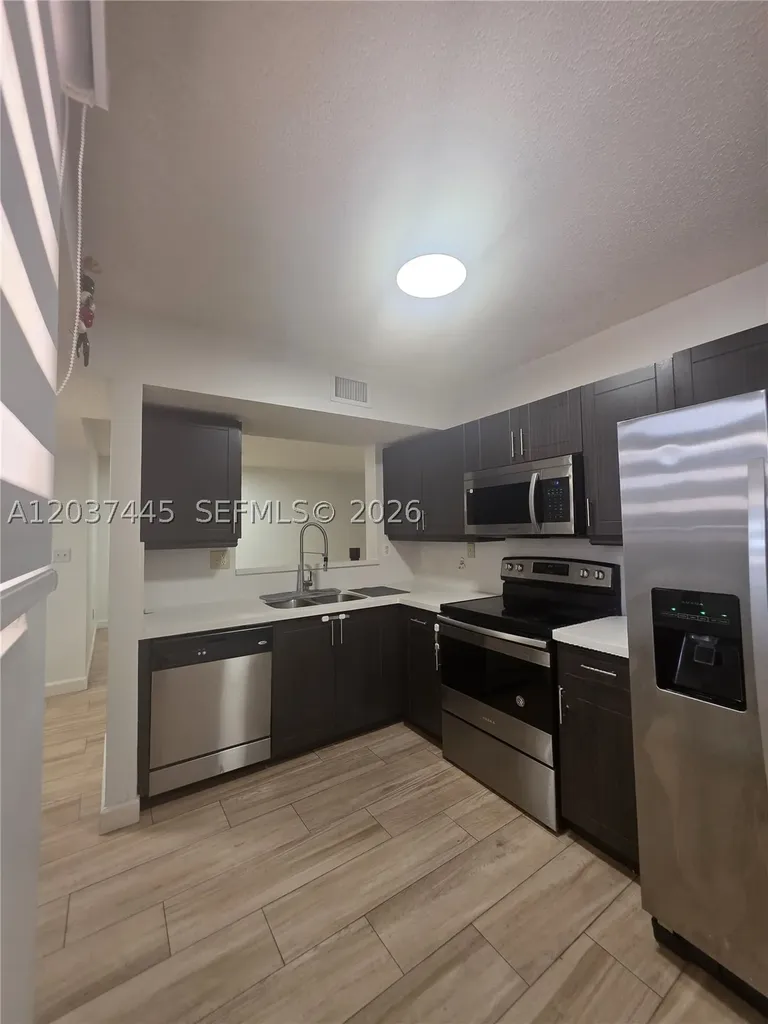 15711 SW 137th Avenue Miami FL 33177