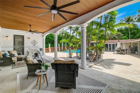 12201 SW 92nd Avenue Miami FL 33176