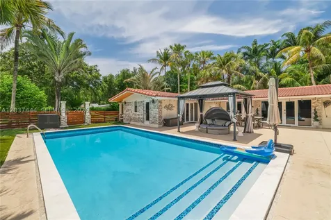 12201 SW 92nd Avenue Miami FL 33176