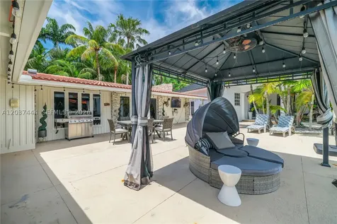 12201 SW 92nd Avenue Miami FL 33176