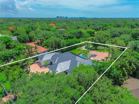 12201 SW 92nd Avenue Miami FL 33176