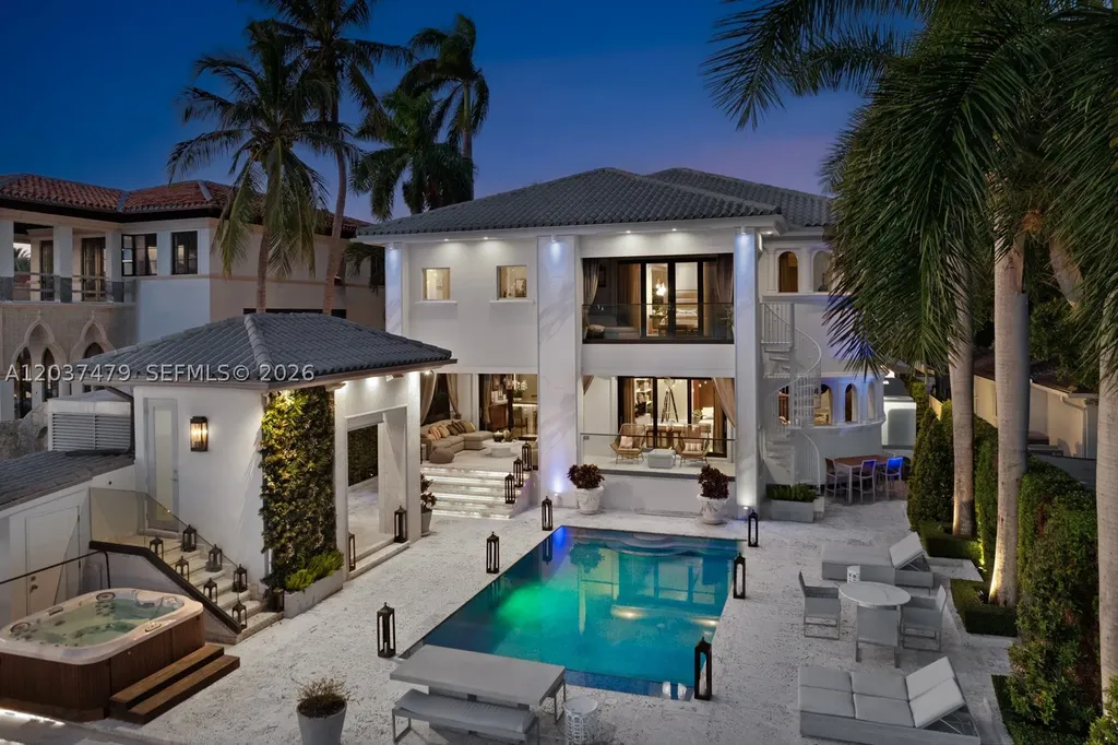 176 S Hibiscus Drive Miami Beach FL 33139