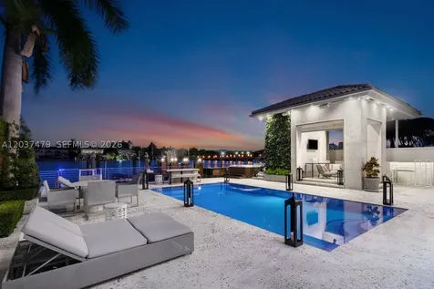 176 S Hibiscus Drive Miami Beach FL 33139