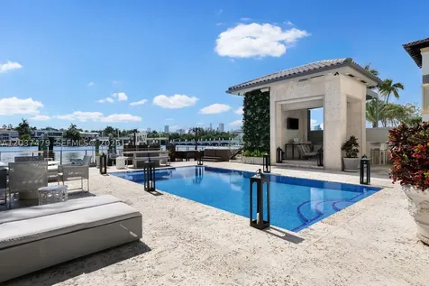 176 S Hibiscus Drive Miami Beach FL 33139