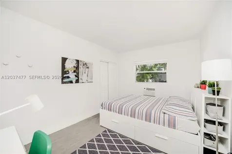 770 NE 123rd Street North Miami FL 33161