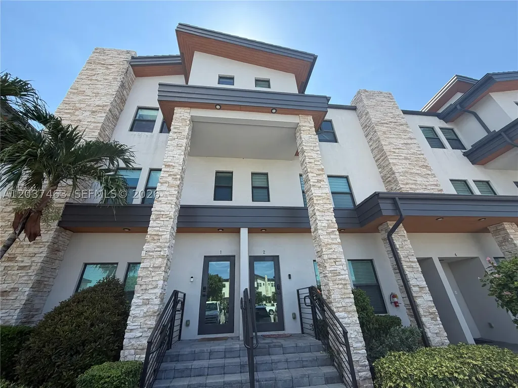 10467 NW 82nd Street Doral FL 33178