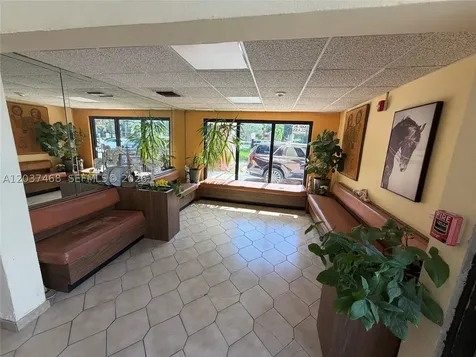 8775 Park Boulevard Miami FL 33172