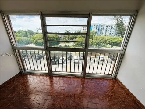 8775 Park Boulevard Miami FL 33172