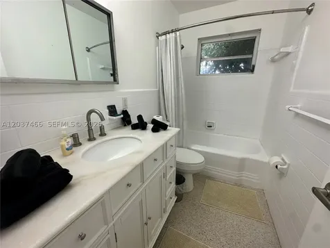 2901 NW 9th Terrace Wilton Manors FL 33311