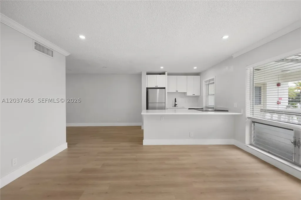 5450 Hollywood Boulevard Hollywood FL 33021