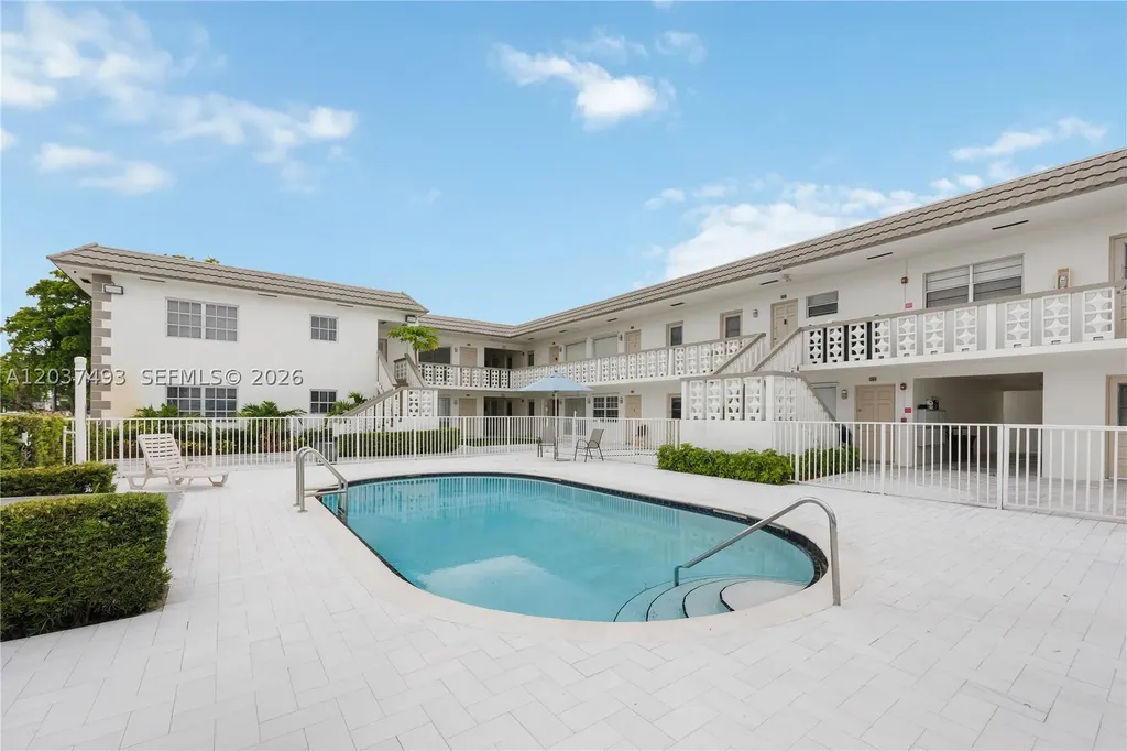 5420 Hollywood Boulevard Hollywood FL 33021