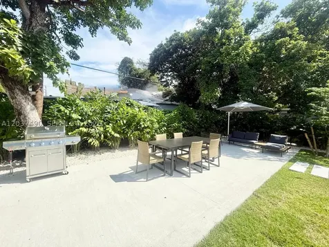 243 NW 32nd Street Miami FL 33127