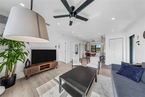 243 NW 32nd Street Miami FL 33127