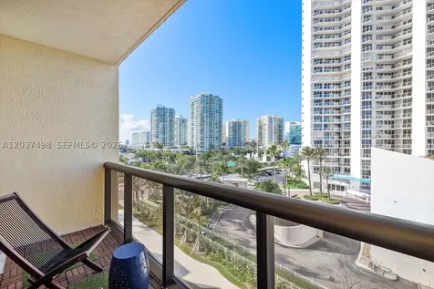 16275 Collins Avenue Sunny Isles Beach FL 33160