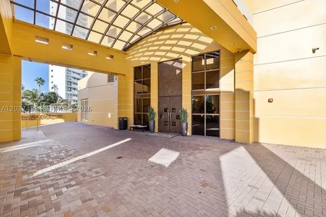 16275 Collins Avenue Sunny Isles Beach FL 33160