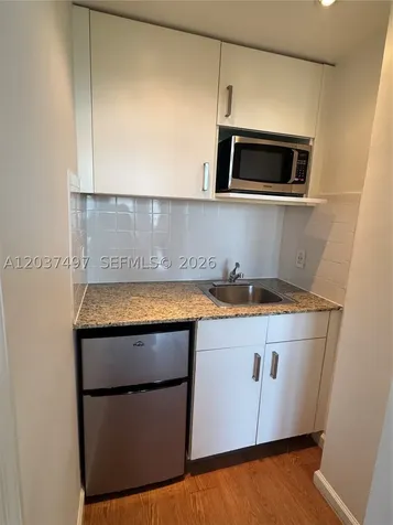 700 Biltmore Way Coral Gables FL 33134