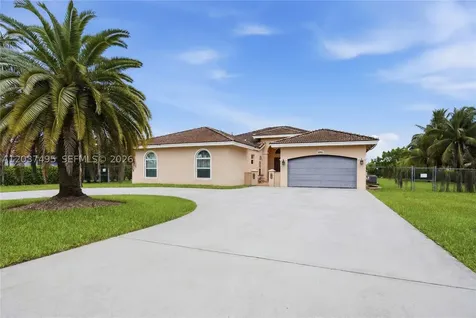 16933 SW 215th Terrace Miami FL 33187