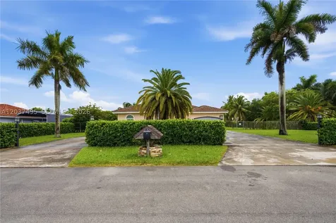 16933 SW 215th Terrace Miami FL 33187