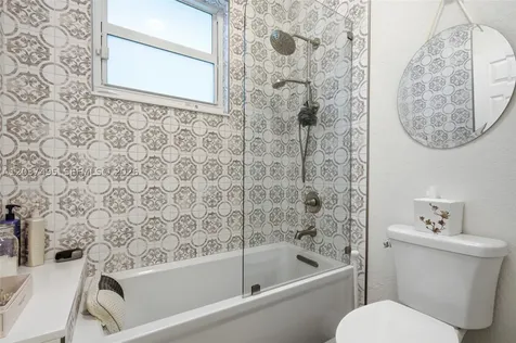 16933 SW 215th Terrace Miami FL 33187